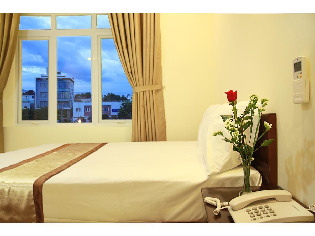 Thanh Nhan Hotel Дананг Екстериор снимка