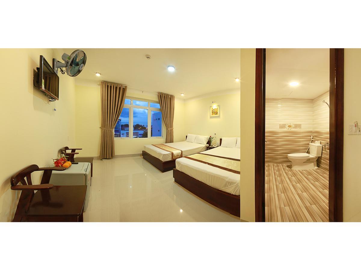 Thanh Nhan Hotel Дананг Екстериор снимка